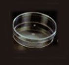 Placa de Petri de 55 mm de diámetro,   Estéril Oxido de Etileno, en caja de 1200u   Código AR200201 U$S   Aséptica, en caja de 1200u   Código: 200201 U$S